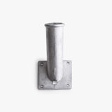 Aluminium-Fahnenstangenhalter mit quadratischer Wandplatte, frontal gesehen